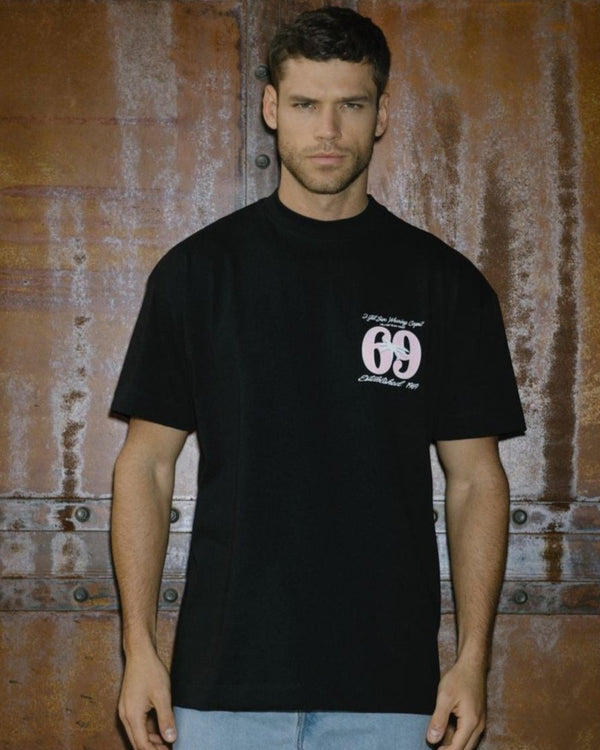 Wearing gruppo capri tee
