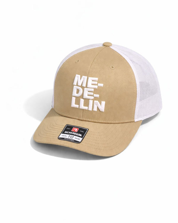 Gorra MEDELLIN Trucker Beige-Blanca