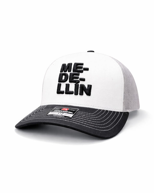 Gorra MEDELLIN Trucker Blanco-Negro