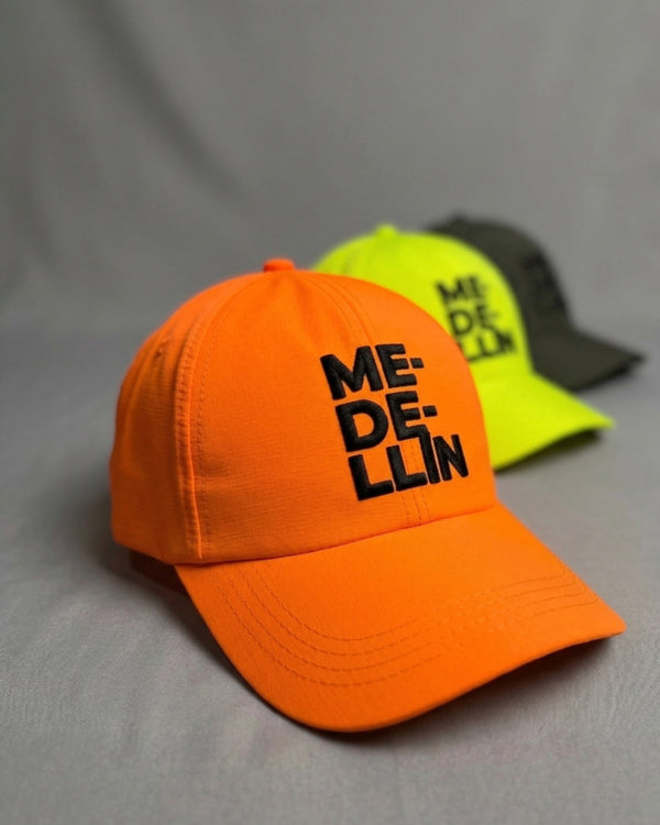 Gorra Deportiva Medellin Anaranjado-Negro
