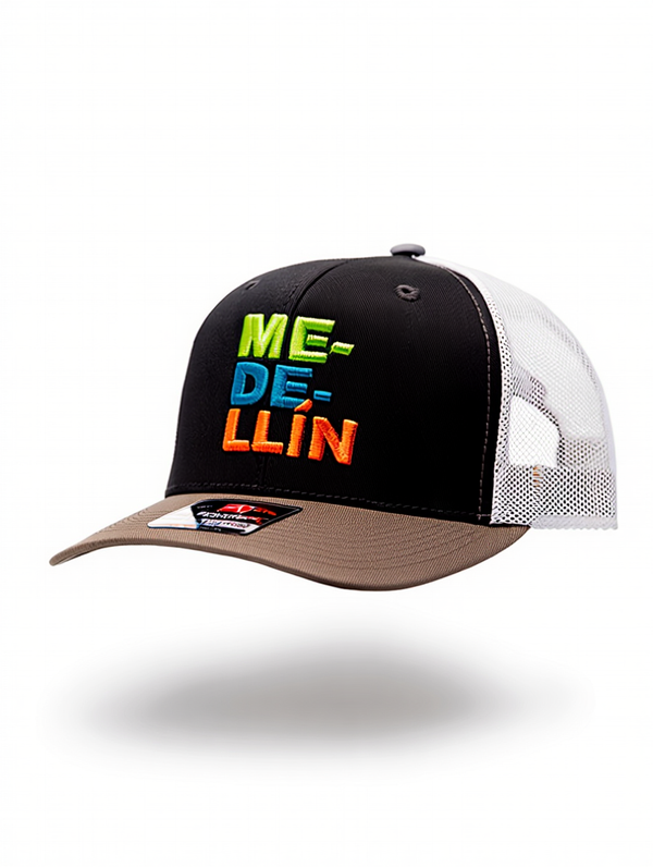 Gorra Medellín Negro Blanco